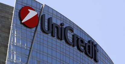 Sede de Unicredit en Mil&aacute;n (Italia).