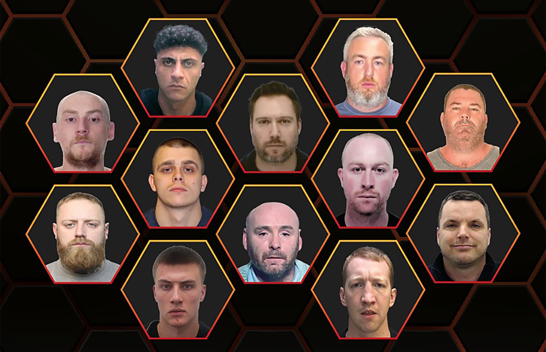 Los retratos de los 12 fugitivos británicos más buscados, durante la presentación de la campaña ‘Most Wanted’ (Los Más Buscados), este jueves en Alicante.