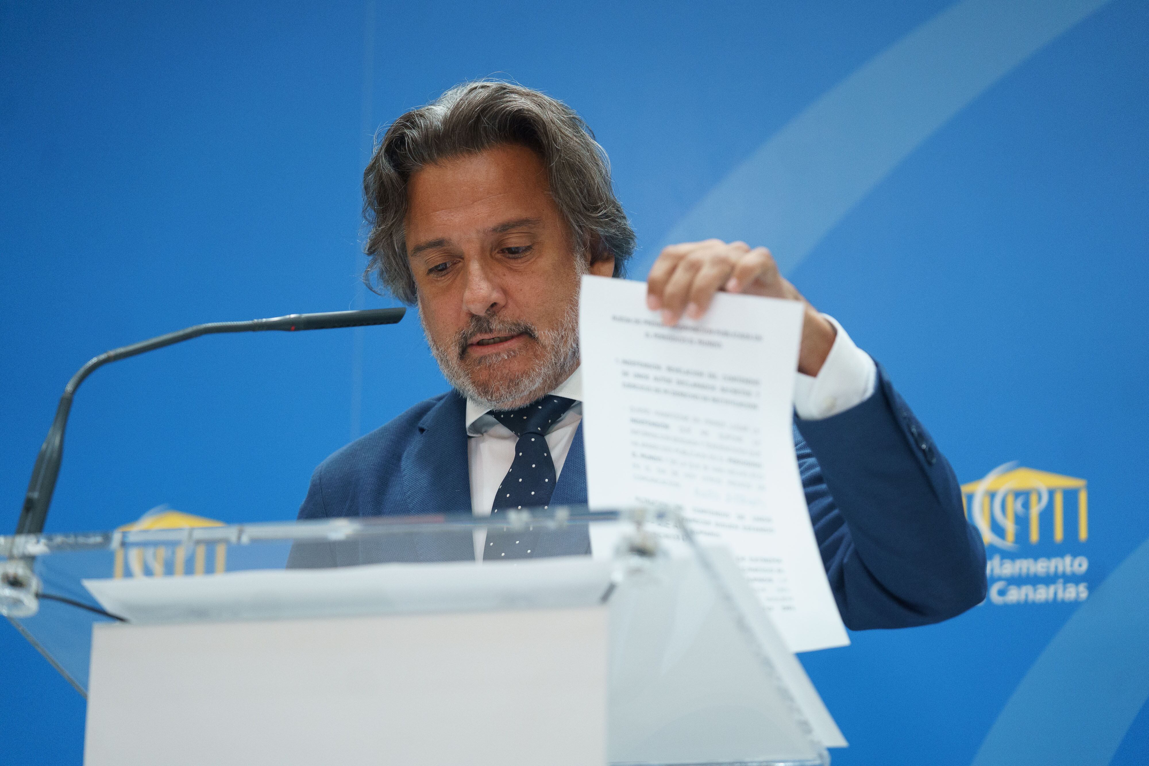 The Vice President of the Canarian Parliament denounces a montage to link a businessman accused of drug trafficking | Spain