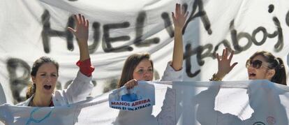 Manifestación de MIR, la semana pasada en Sevilla.