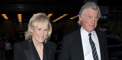 Glenn Close y David Shaw en 2013.