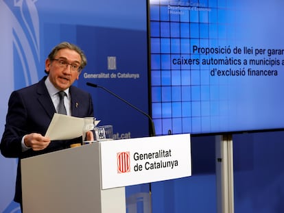 El consejero de Economía y Hacienda de la Generalitat, Jaume Giró, en la presentación de la proposición de ley que enviará a los grupos del Congreso.