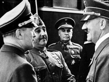 Francisco Franco y Adolf Hitler en Hendaya (Francia) en 1940.