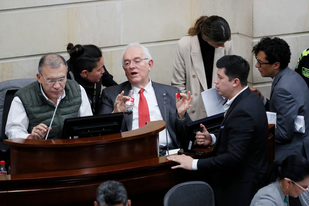 Las cinco claves de la reforma tributaria de Petro | EL PAÍS América ...