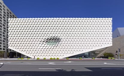 Fachada del Museo The The Broad.