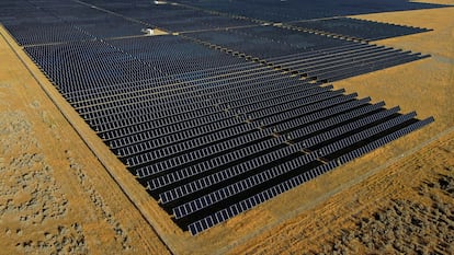 A solar farm sits in Mona, Utah