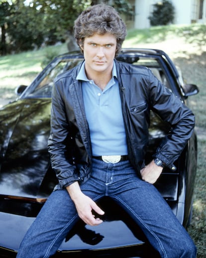 David Hasselhoff sobre su coche fantástico.