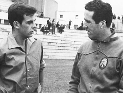 Pereda, con Helenio Herrera, en un entrenamiento de la selecci&oacute;n.