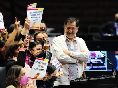 El diputado Gerardo Fernández Noroña en la tribuna, durante la discusión del Presupuesto de Egresos 2022.