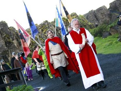 El alto sacerdote islandés, Hilmar Orn Hilmarsson, en una ceremonia en Reikiavik, en junio de 2012.