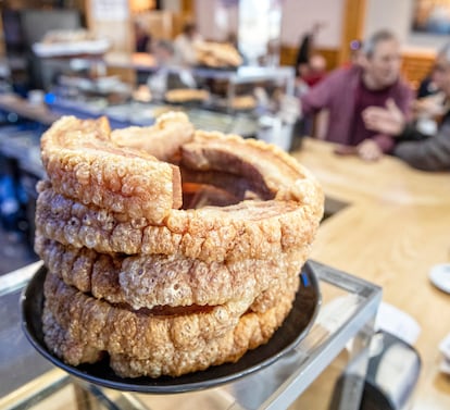 El mejor torrezno del mundo, en el bar Antonio de San Esteban de Gormaz, Soria.