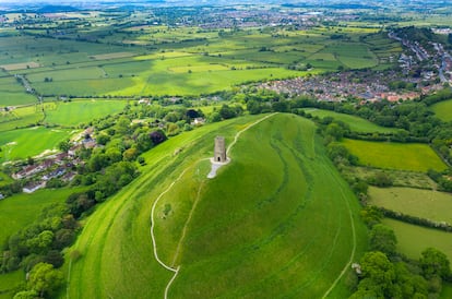 La torre de Glastonbury, la única que queda en pie de la antigua iglesia de San Miguel en la localidad inglesa.