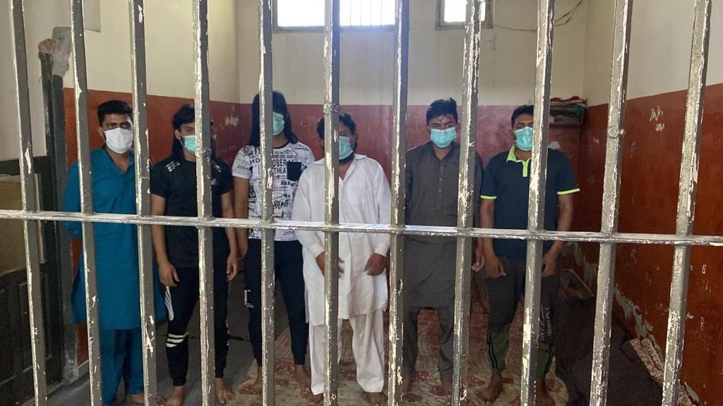 Dos hermanos que asesinaron a sus hermanas en Pakistán y fueron absueltos irán a juicio en Barcelona por matrimonio forzado