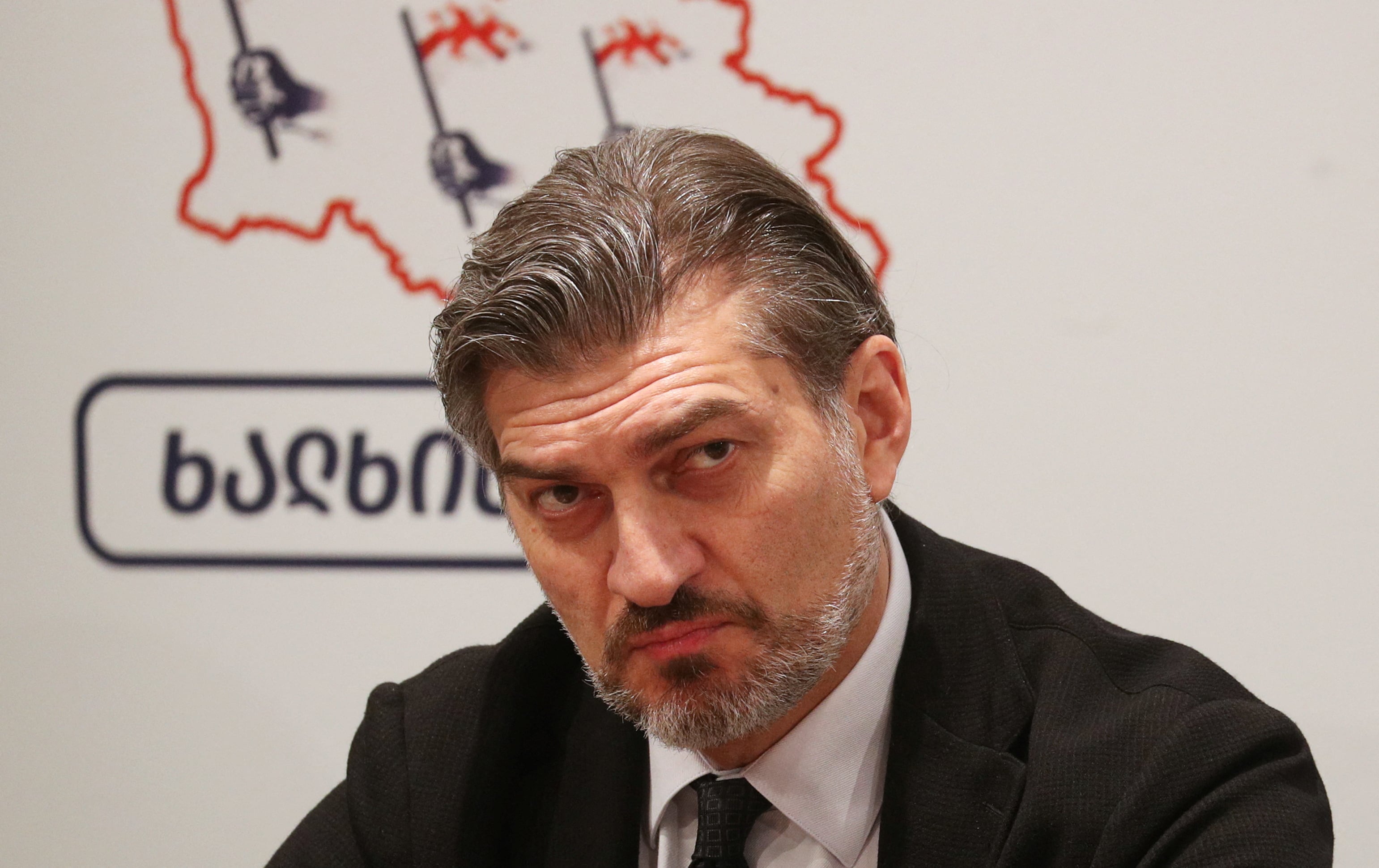 El prorruso Mikheil Kavelashvili, elegido presidente de Georgia en una votación boicoteada por la oposición