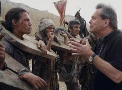 Johnny Depp y Terry Gilliam, en un fotograma de 'Lost in La Mancha', documental sobre el frustrado rodaje de su Quijote.