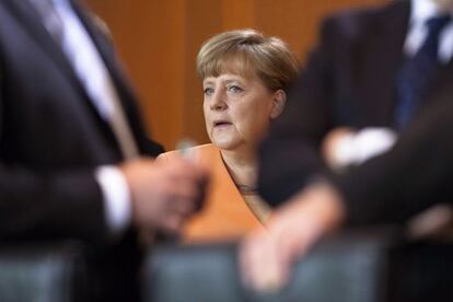 Merkel antes de la reunión sobre las negociaciones del pacto de estabilidad.
