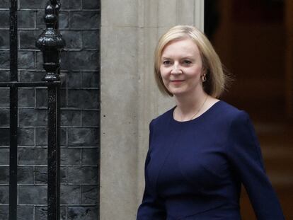 Liz Truss abandona la sede del Gobierno en Londres, el pasado 23 de septiembre.