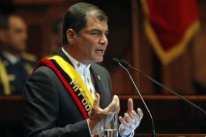 El presidente ecuatoriano, Rafael Correa, entrega su informe a la nación  en la sede de la Asamblea Nacional, en San Blas, en el centro histórico de Quito (Ecuador).