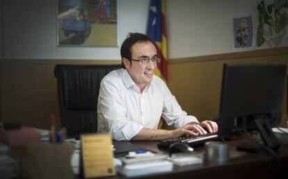 Josep Rull, en el seu despatx a la seu de CDC.
