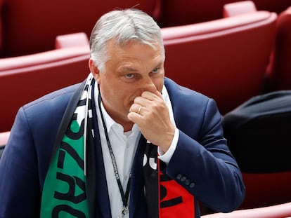 Viktor Orbán esta terça-feira durante o jogo da Eurocopa de futebol entre Hungria e Portugal, em Budapeste.