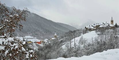 Las localidades de Unha y Salardú en el espectacular valle de Arán, donde está Baqueira.