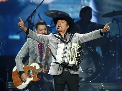 Tigres del norte Rompiendo Fronteras World Tour hispanos Celebremos juntos