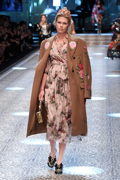 FASHION-ITALY-WOMEN-DOLCE GABBANA