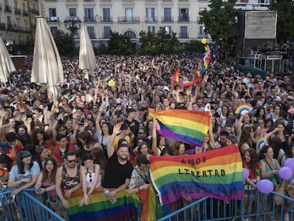 Pregón del Orgullo Gay en la Plaza de Pedro Zerolo en  Madrid.