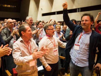 Paulo Carril, primero por la derecha, el día de su proclamación como líder de la CIG.