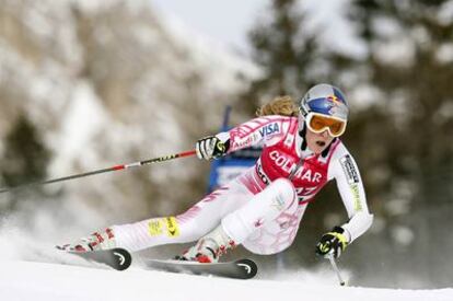 La estadounidense Lindsey Vonn, la gran favorita en el esquí alpino, en enero pasado durante el eslalon gigante de Cortina d'Ampezzo.