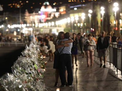 Memorial en Niza en julio de 2016 tras el atentado que caus&oacute; la muerte de 86 personas