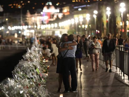 Memorial en Niza en julio de 2016 tras el atentado que causó la muerte de 86 personas