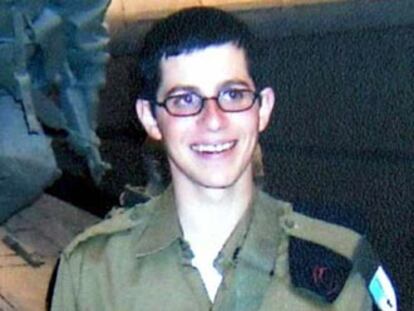 Gilad Shalit, el soldado israelí capturado por militares palestinos que provocó el ataque a la franja y la ciudad de Gaza por parte del ejército israelí.