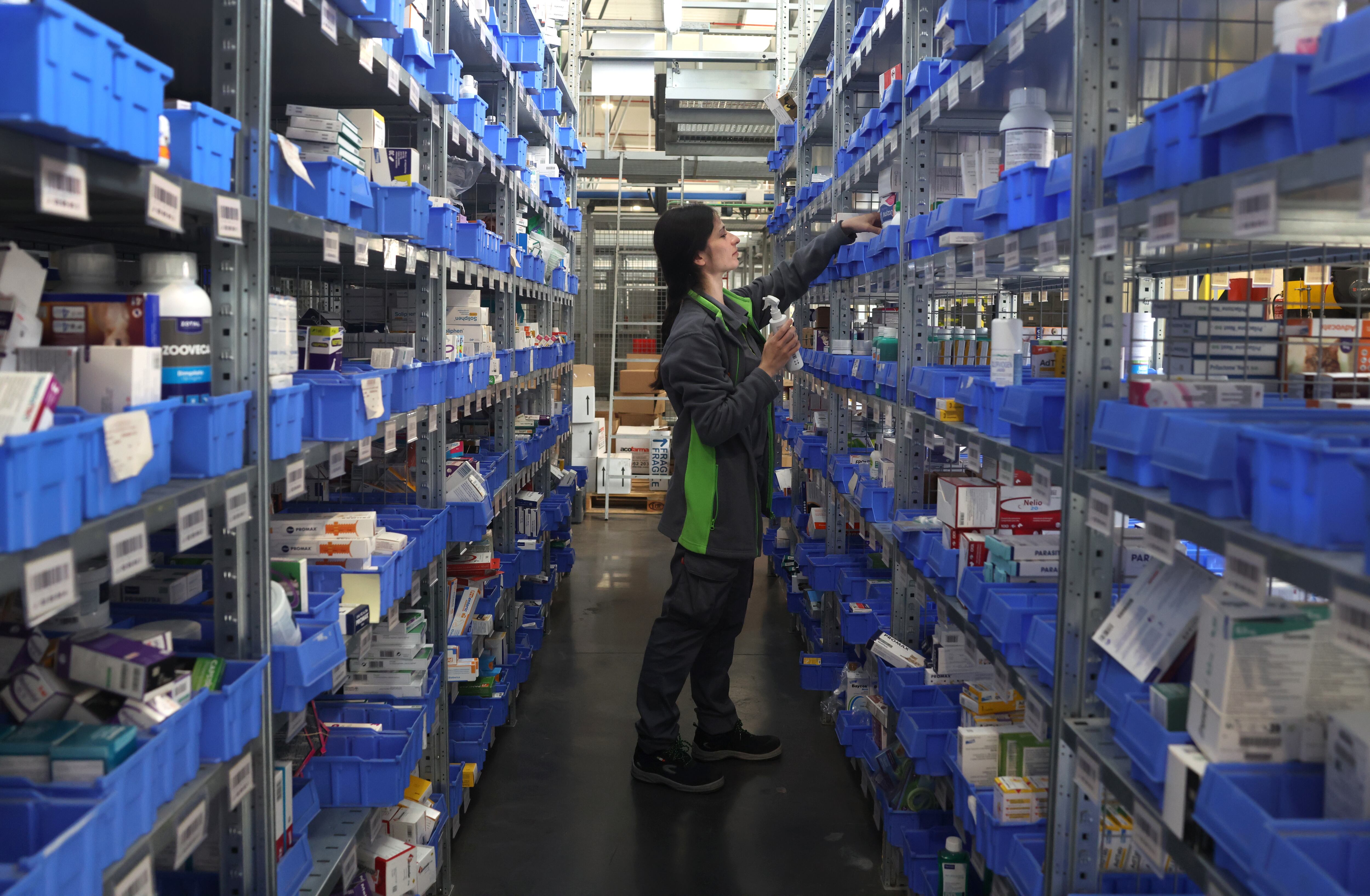Almacén de distribución en Leganés de Bidafarma.