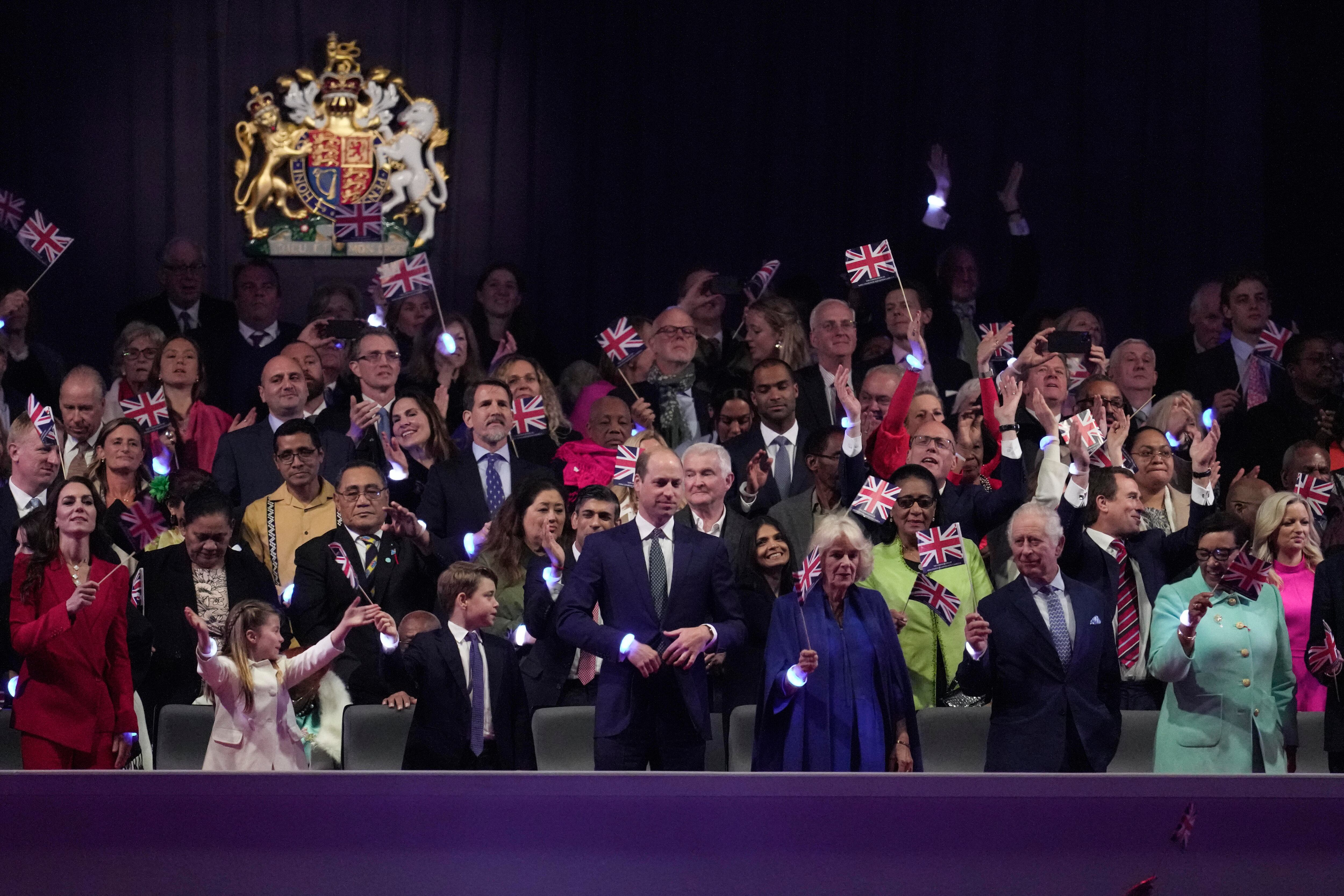 Una vista del palco donde se concentraban familia real y autoridades durante el concierto con motivo de la coronación de Carlos III, este domingo en Windsor.