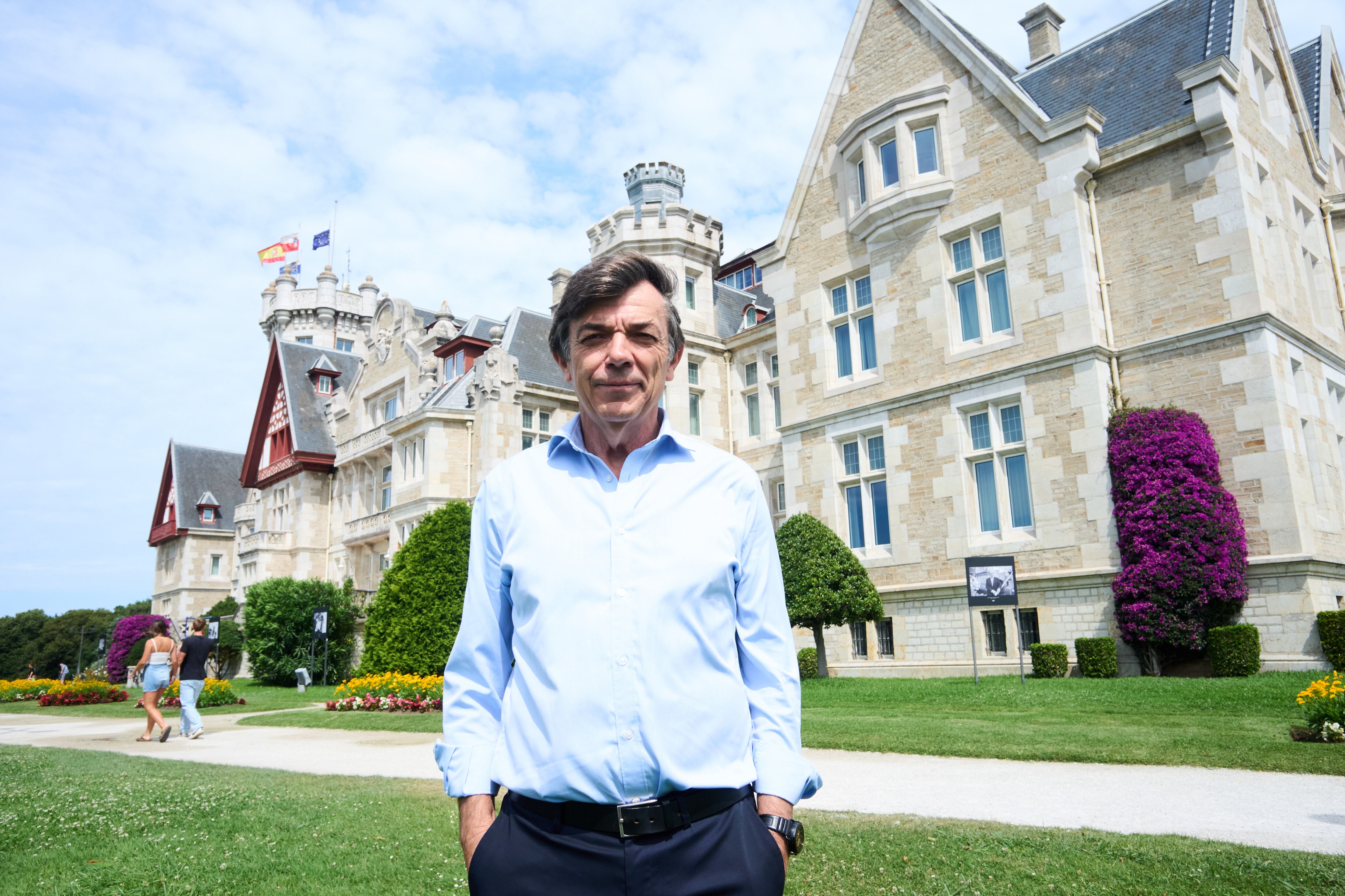 Carlos Andradas, rector de la UIMP: “En la universidad existe bastante endogamia, los sueldos son bajos y a cambio se busca divismo intelectual” 