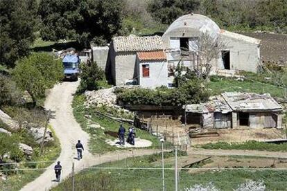 Vista aérea de la casa donde se ocultaba el jefe de La Mafia, Bernardo Provenzano.