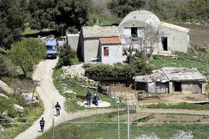 Vista aérea de la casa donde se ocultaba el jefe de La Mafia, Bernardo Provenzano.