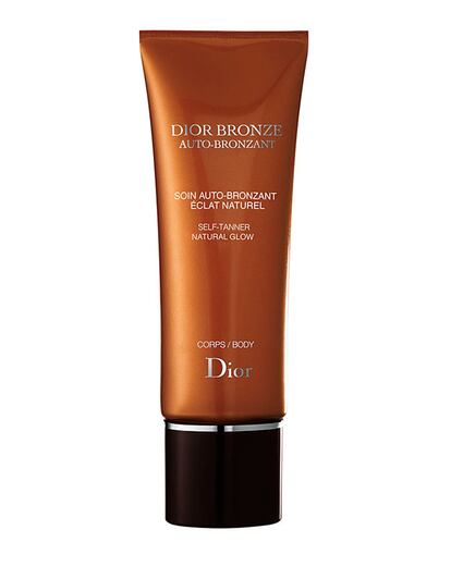 Dior Bronze es uno autobronceadores con mejores críticas del mercado. Cuesta 28 euros y ofrece unos resultados muy naturales.