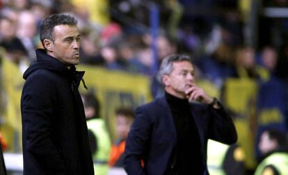 Luis Enrique y Escribá, en el partido Villarreal-Barça.