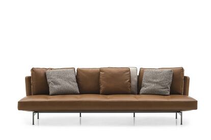La línea SAKé incluye el primer sofá-cama de B&B Italia, pero en realidad puede recostarse en cualquiera de sus modelos.