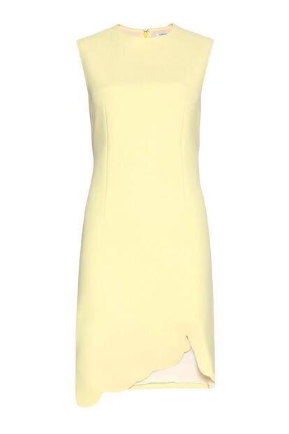 Amarillo pastel con detalle en el bajo. Es de Carven (390 euros).