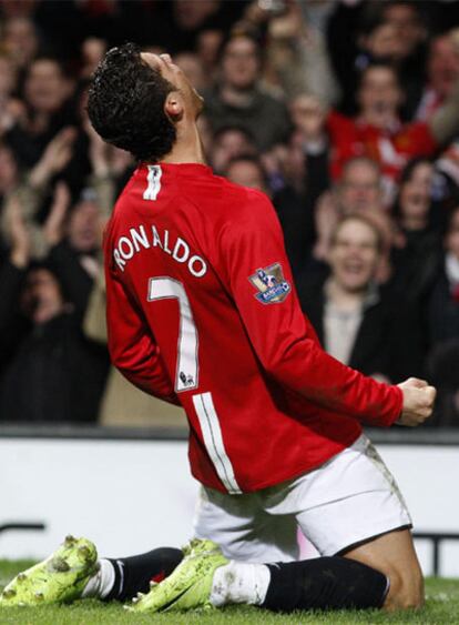 Cristiano Ronaldo, tras marcar ayer al Blackburn.