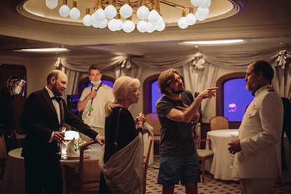 Woody Harrelson, Mia Benson, Ruben Östlund, Henrik Dorsin