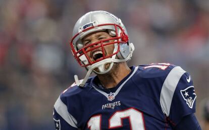 Tom Brady celebra un tanto.