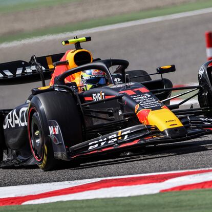 Red Bull Racing's Mexican driver Sergio Perez drives during the second day of Formula One pre-season testing at the Bahrain International Circuit in Sakhir on February 24, 2023. (Photo by Giuseppe CACACE / AFP)
