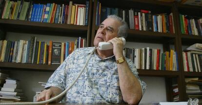 Elizardo S&aacute;nchez, en su oficina de La Habana, el pasado 11 de enero.