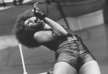 Marsha Hunt, amante de Mick Jagger y madre de una hija del cantante de los Stones. Escribió Jagger 'Brown sugar' inspirándose en ella.