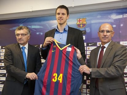 Presentación de Bostjan Nachbar como nuevo jugador del Barça
