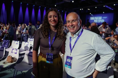 La nueva portavoz del PP en el Congreso, Ester Muñoz, junto al nuevo secretario general, Miguel Tellado.